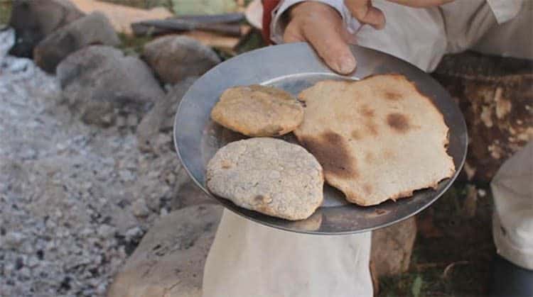 How to Make Civil War Fire Cakes | Survival Food Tutorial