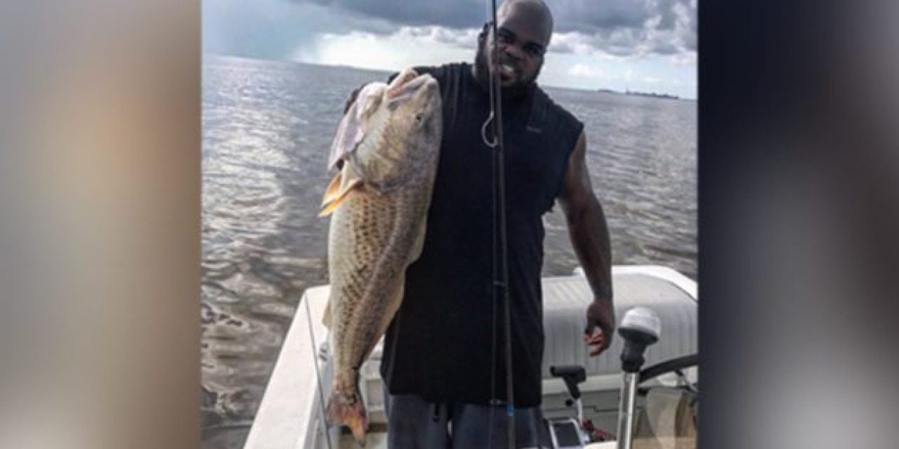 Who’s Bigger, NFLer Vince Wilfork, or This Redfish he Just Caught?!