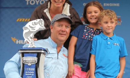 Steve Kennedy Keeps Pace And Wins Bassmaster Elite At Dardanelle