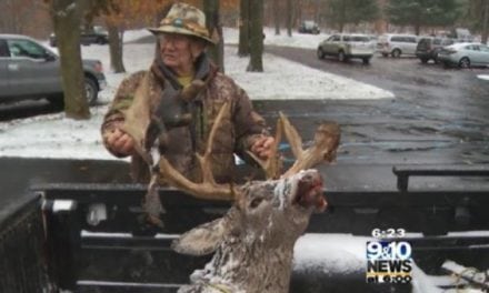 Michigan Hunter Arrows Monster 25-Point Buck in Osceola County