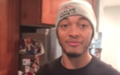 Packers QB Brett Hundley Prepares Venison from 1st Deer