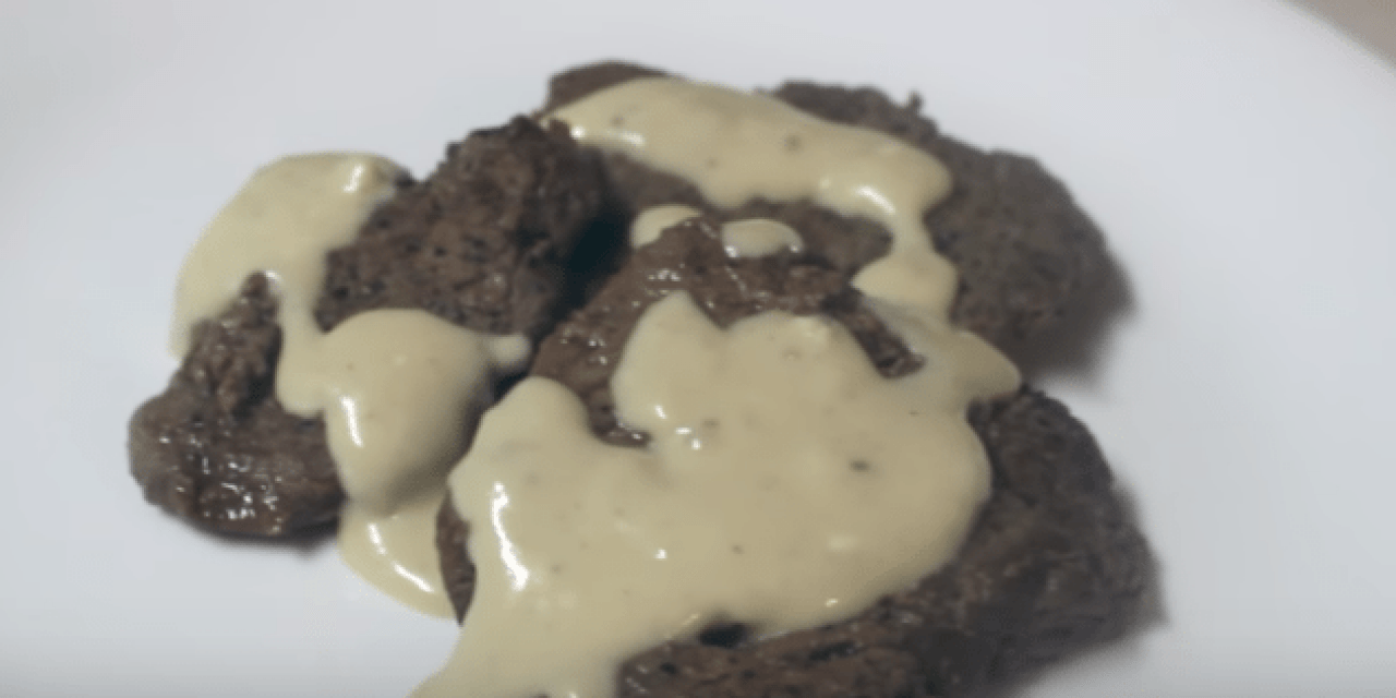 Seared Venison with Blue Cheese Cream Sauce