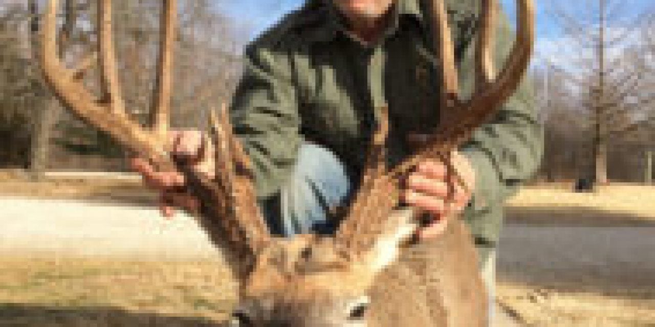 John Deere Scrape-Maker Bags Monster Missouri Buck