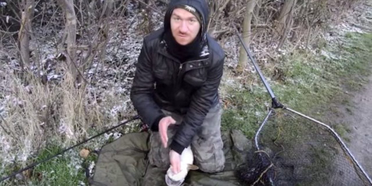 Is This the Best Way to Safely Unhook a Pike?