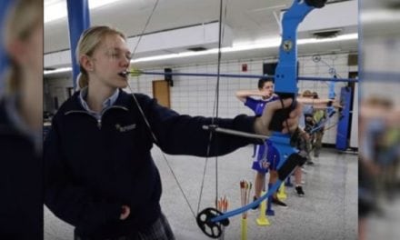 Video: Student Archer Uses Her Teeth to Fire Her Bow