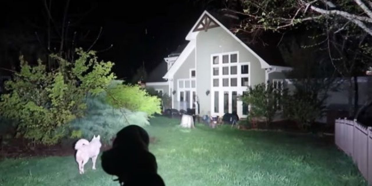 Video: This 32,000-Lumen Flashlight Is Ridiculously Bright