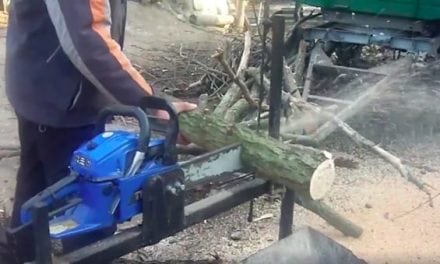 Here’s a Hands-Free Chainsaw Bench That Makes Things Easy