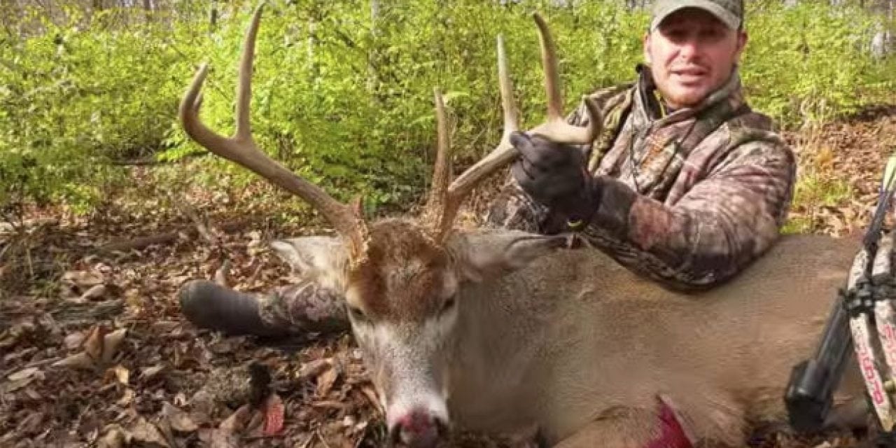 Critical Mass Xtreme Episode 1: Steve Frantz Tags an Ancient Illinois Buck!