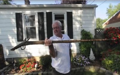 Fisherman Pulls 200-Year-Old Flintlock Rifle Out of Lake Winnebago