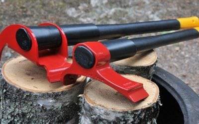 This Unique Axe Does Serious Work on Logs