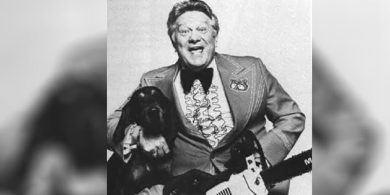 Jerry Clower Tells His Classic Coon Hunting Story