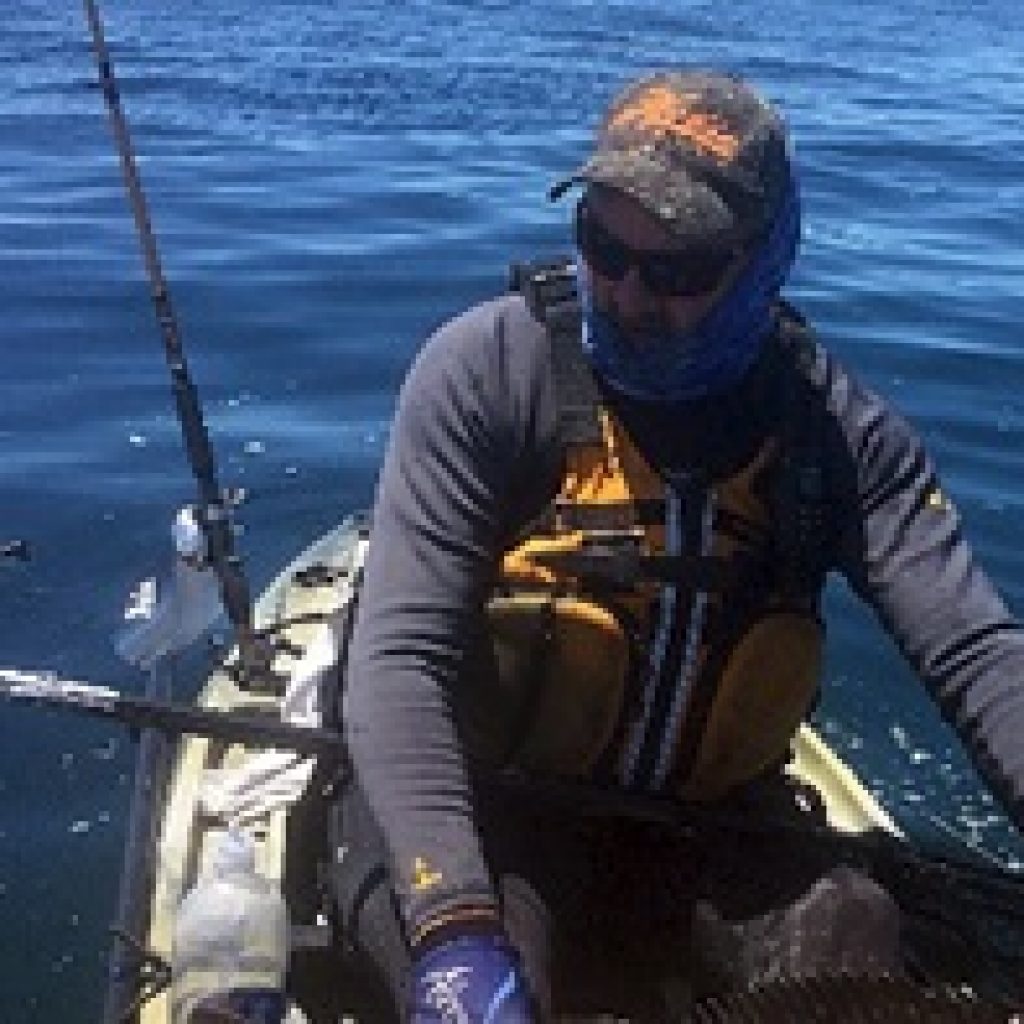 Kayaking Apparel What Should You Wear Outdoor Enthusiast Lifestyle