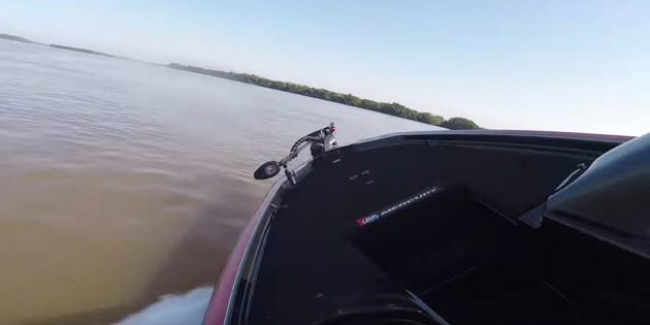 Video: Bass Boat Crashes at 102 MPH