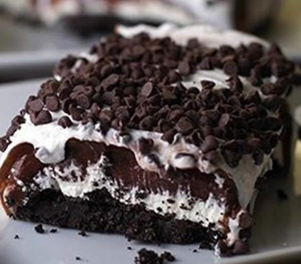 Chocolate Oreo Lasagna