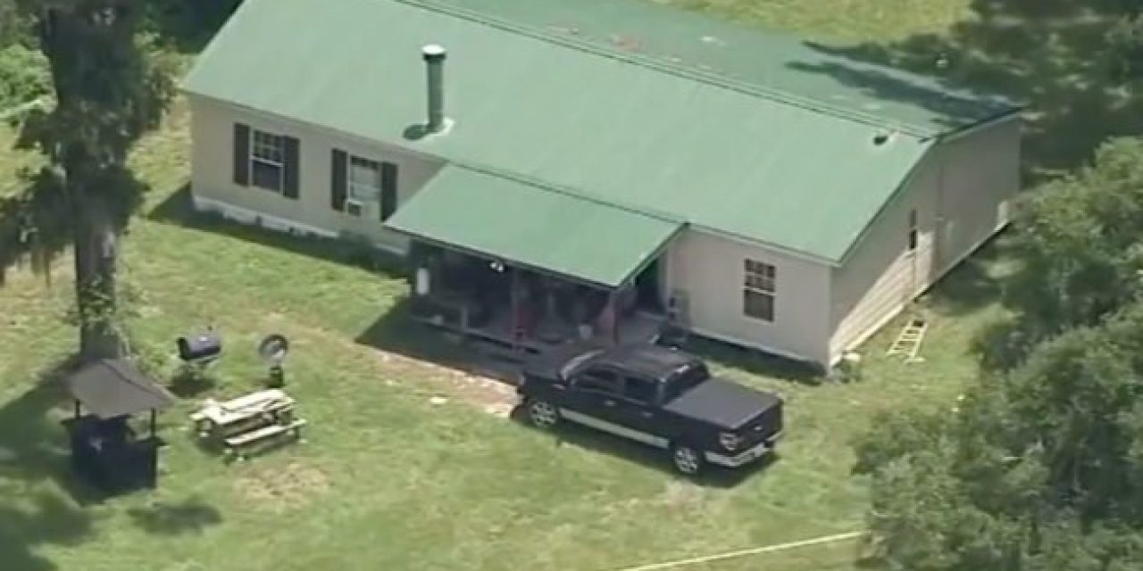 Homeowner Stops Invasion With AR-15, Kills 2
