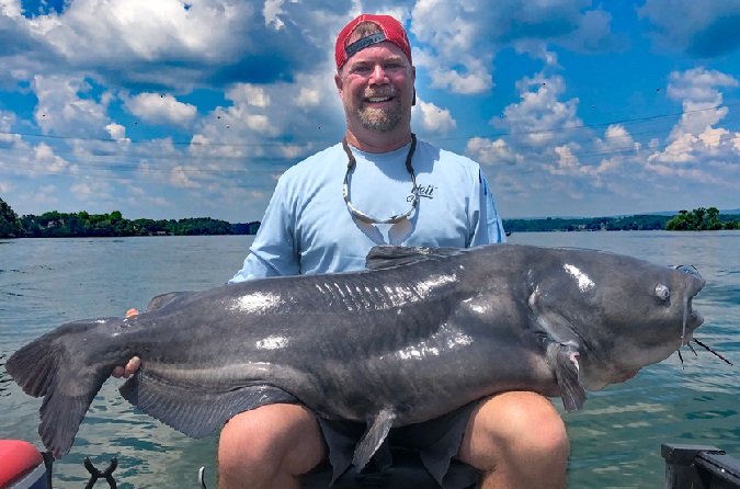 News 9 - Colorado angler catches fish of a lifetime in Chattanooga