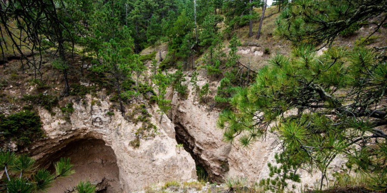 The Devine Devil’s Den