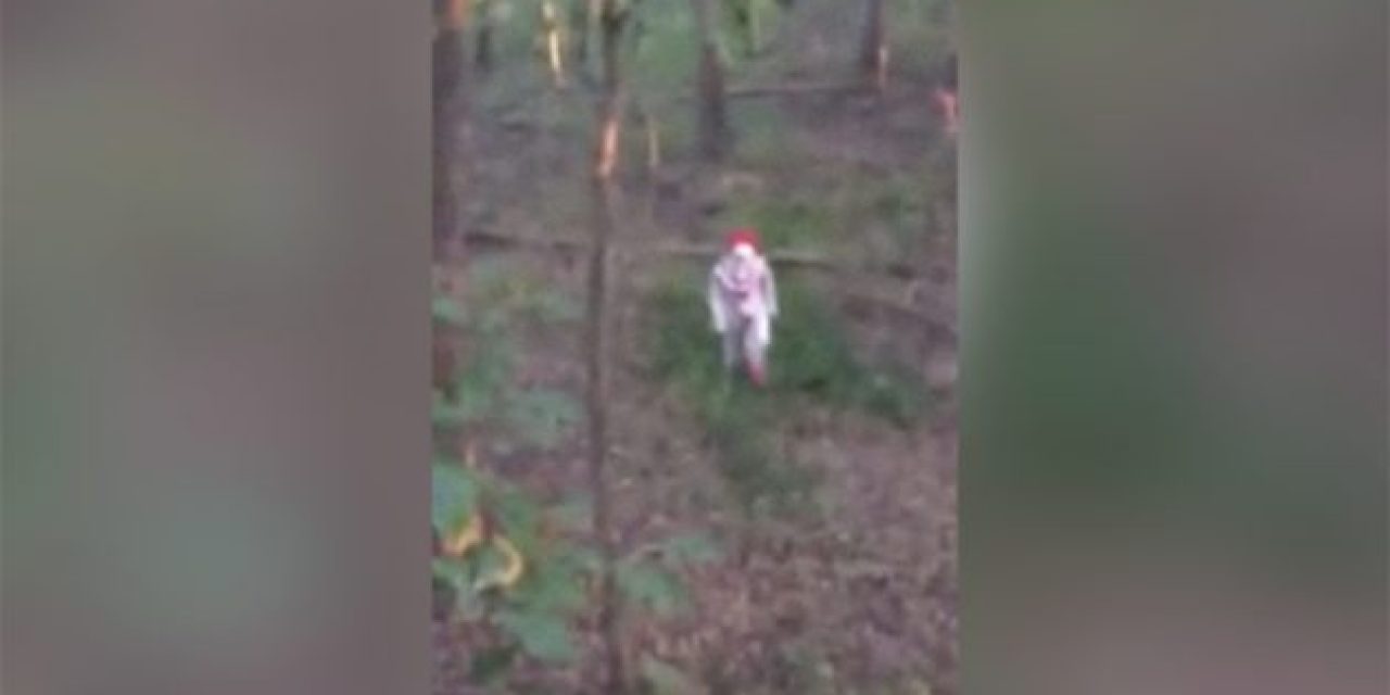 That Time a Clown With a Knife Approached a Hunter in the Woods