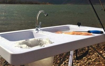 An Outdoor Sink Keeps Messy Food Prepping Away From Your Kitchen