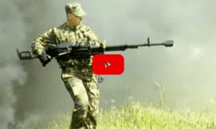 Soldier Handles KORD Heavy Machine Gun Like an Action Movie Star