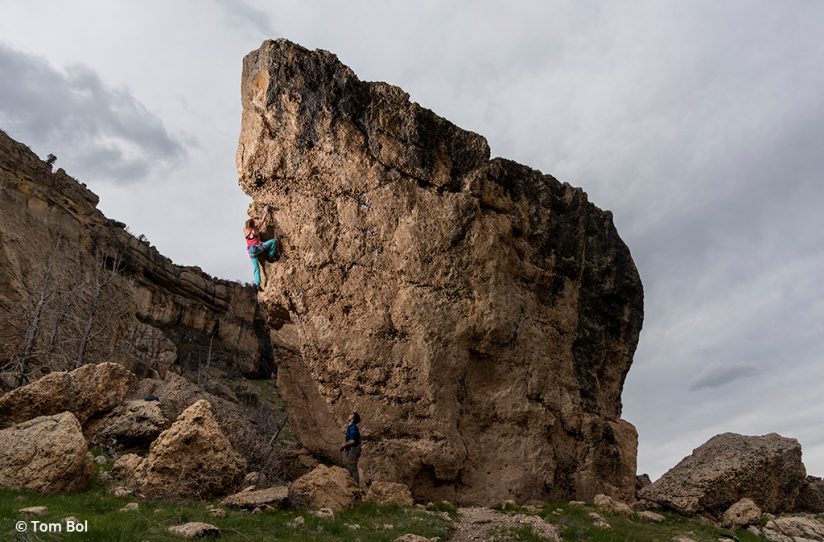 adventure sports photography, image of rock climbers