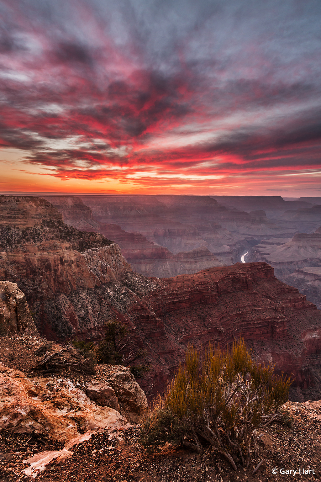 Image of a sunset at Hopi Point in Grand Canyon.