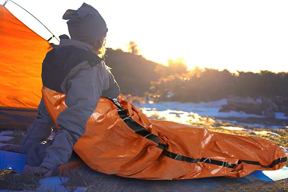 3 Best Emergency Sleeping Bags of 2021 for Survival Under $60