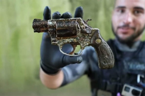 River Treasure Hunter Finds a Handgun in a Georgia Canal