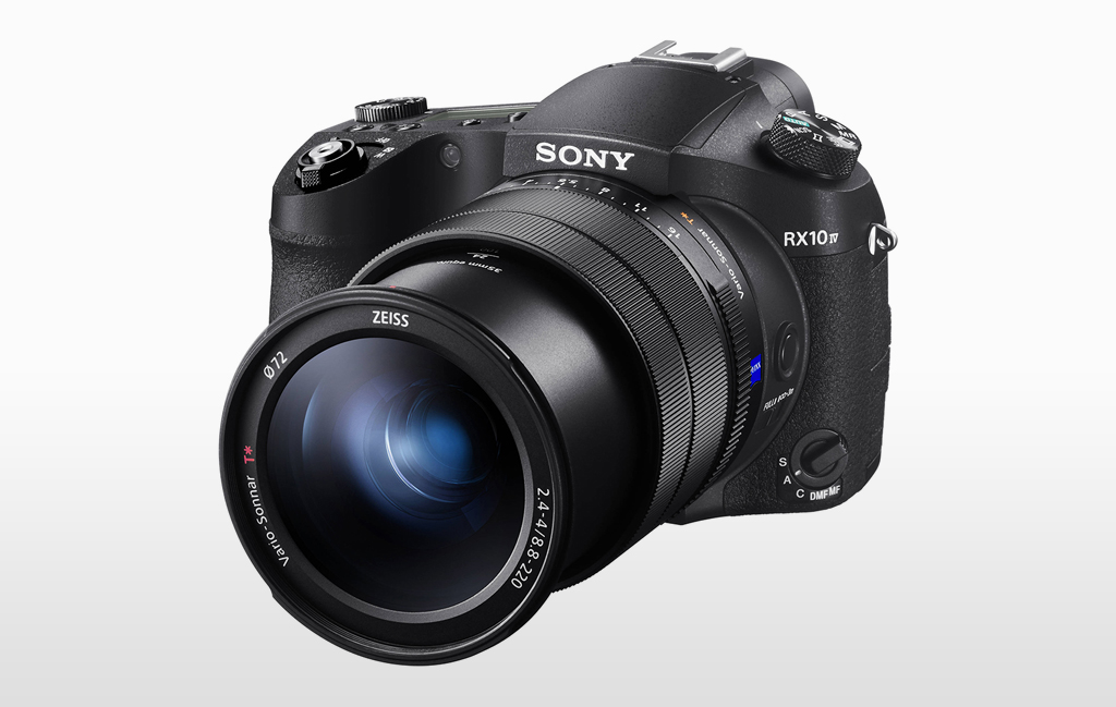 Image of the Sony RX10 IV superzoom camera