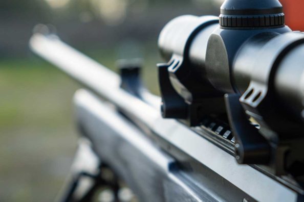 Rifle Scopes for Long Distance Shooting: Best Features and 6 Top Choices