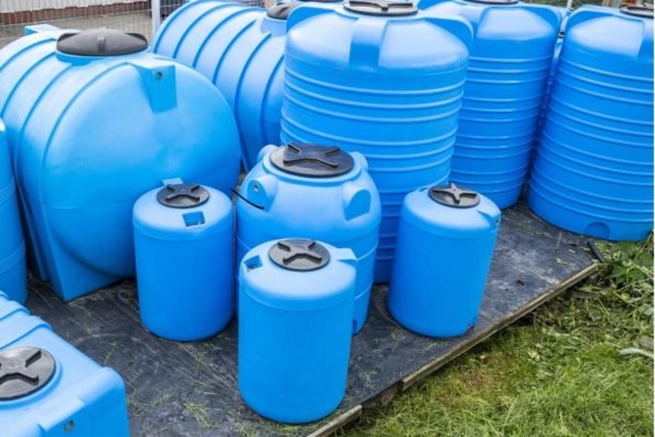 5 Best Water Storage Barrels of 2022 for Emergencies + Clean Water Storage 101