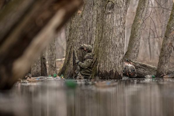 Camo vs. Solids: Finding Out What’s Best for Your Kind of Hunting