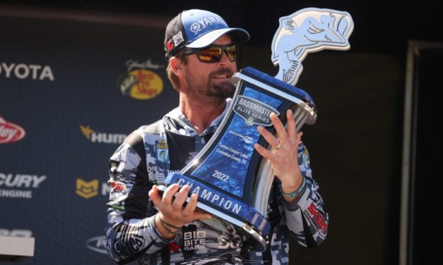 Clutch Catch Leads Drew Cook to Convincing Elite Win at Santee-Cooper