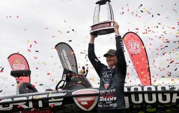 Dustin Connell Claims Stage Three with at Lewis Smith Lake