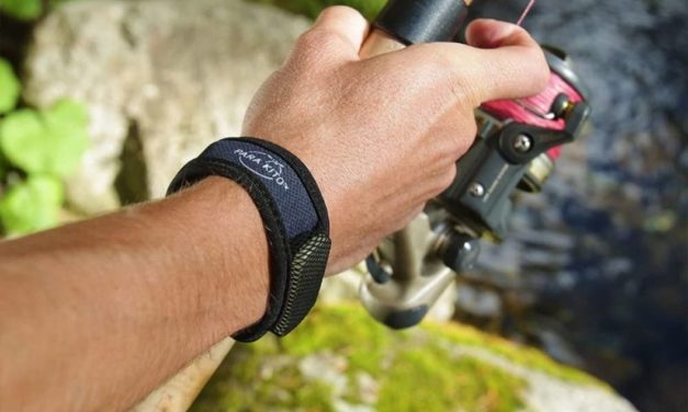 The 3 Best Mosquito Repellent Bracelets for the Entire Family