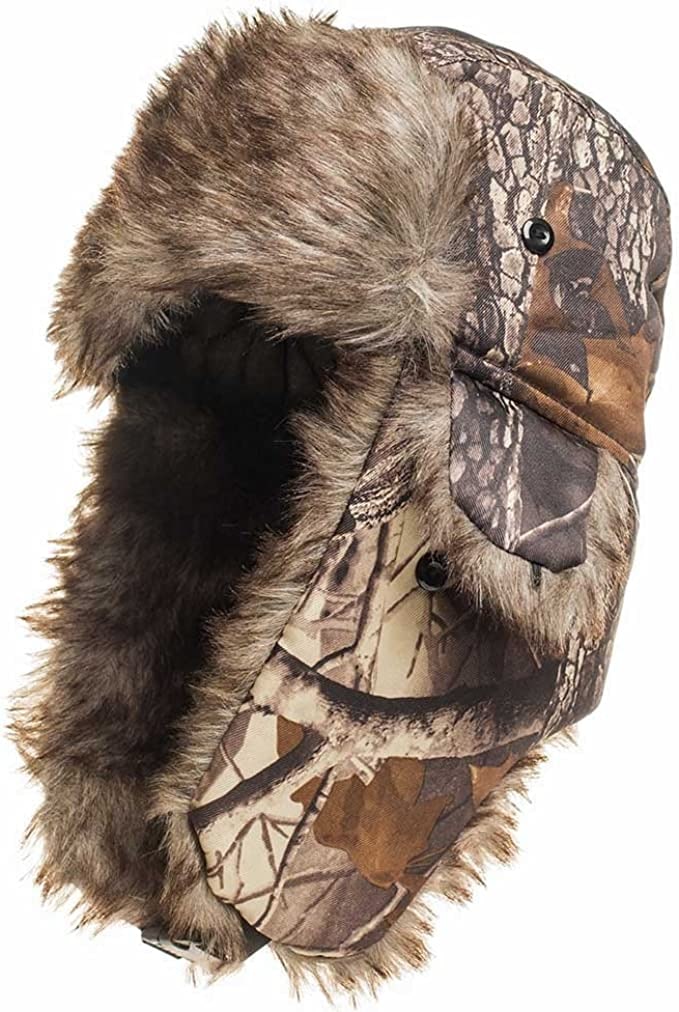 Camouflage bomber hat for hunting
