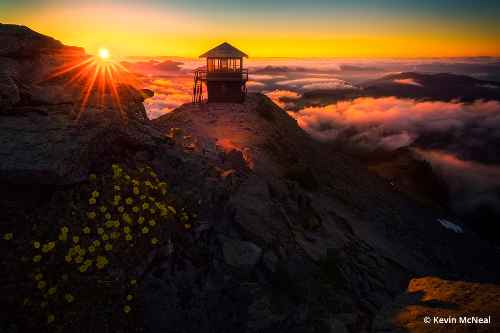 Photo taken at sunset from the Mount Fremont Fire Lookout