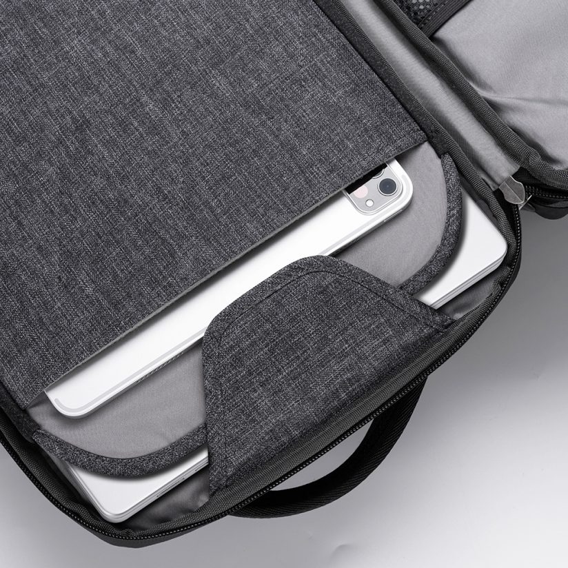 Photo of the K&F CONCEPT Alpha backpack's integrated laptop sleeve