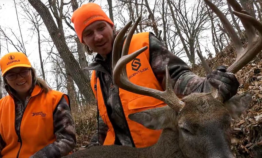 Morgan Wallen Bags Big Buck With Drury Outdoors