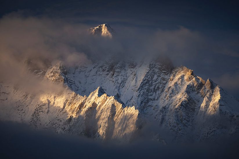 Photo of mountains in winter